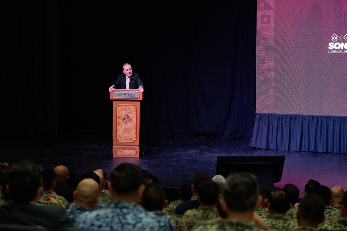Presenta Alfonso Durazo el Plan Sonora de Energías Sostenibles ante el Colegio de Defensa Nacional
