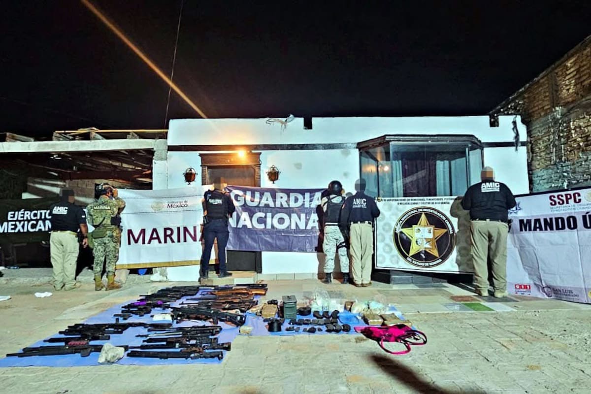 Aseguran arsenal, droga y autos en SLRC