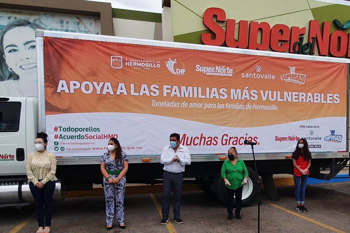 Dona Super del Norte a Ayuntamiento cien mil pesos en vales para familias vulnerables