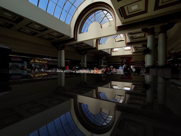 Operan plazas comerciales sin permiso de uso de suelo