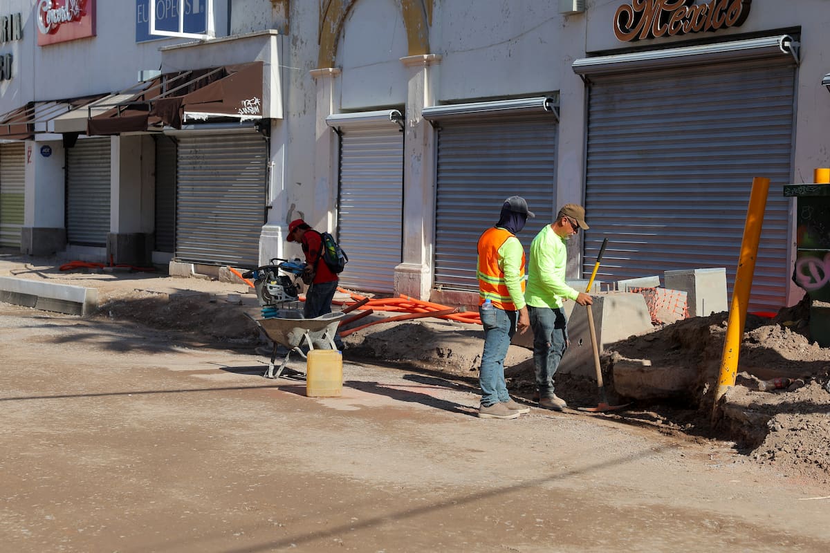 El Ayuntamiento realiza obras de construcción de calles en distintos puntos de la ciudad.