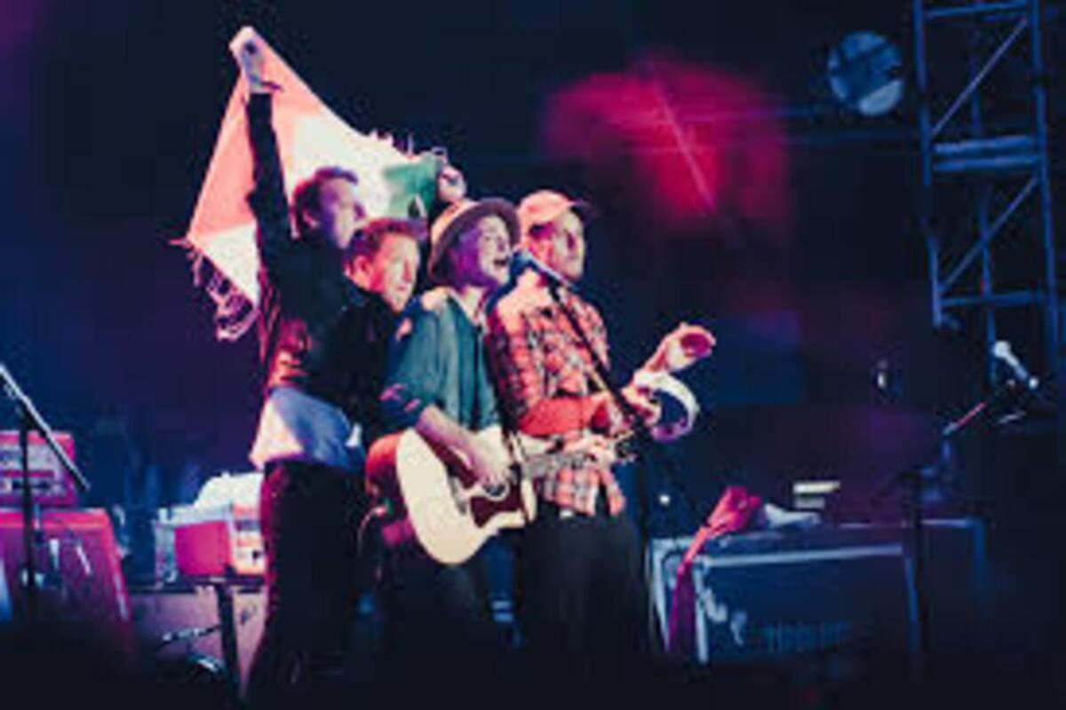 Travis une miles de voces en el Corona Capital