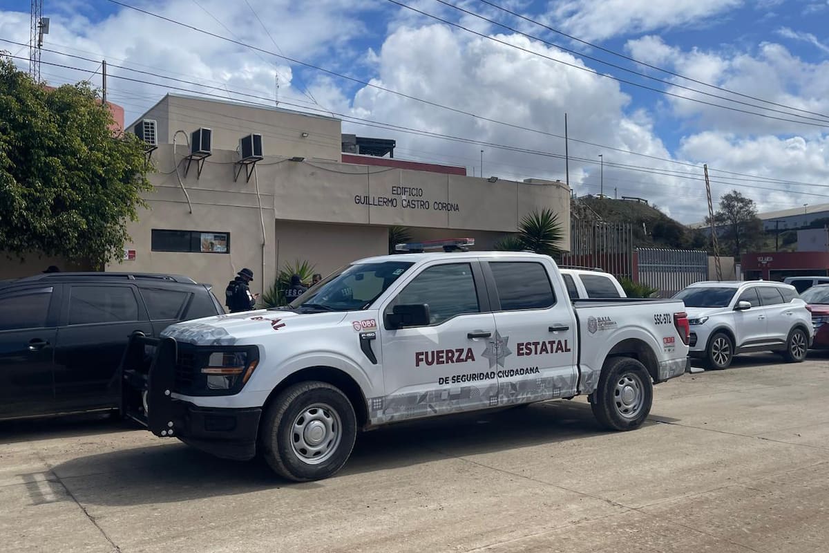Localizan a dos personas sin vida dentro de vivienda en Rosarito
