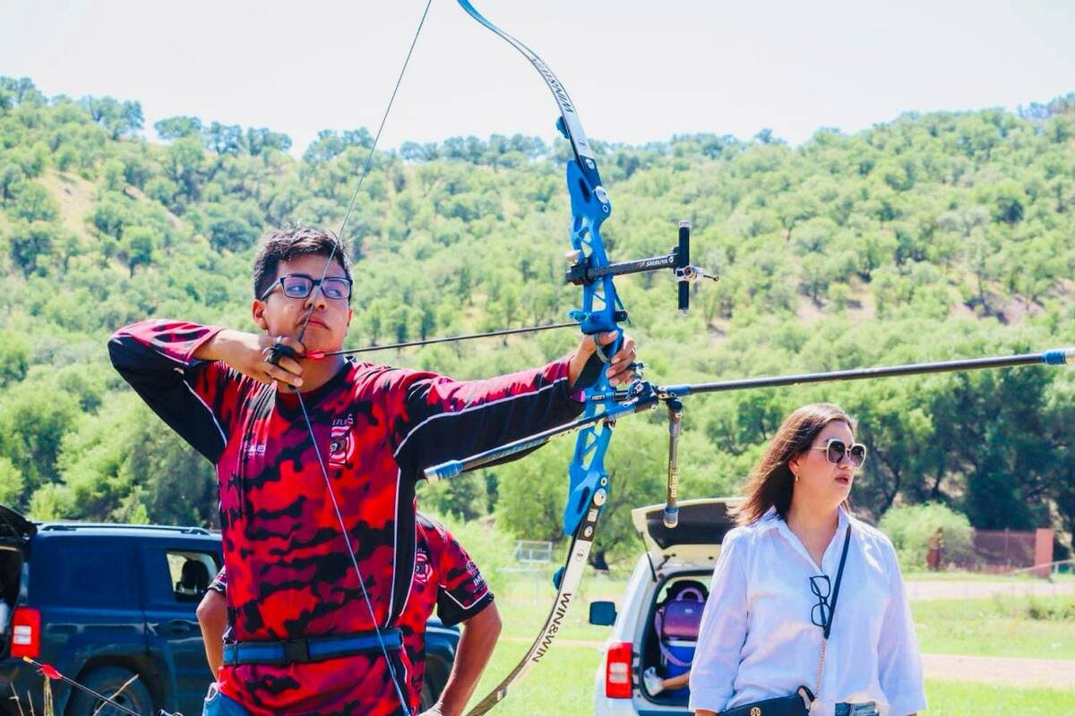 Isaac Venegas no se conforma con ser campeón nacional de tiro con arco