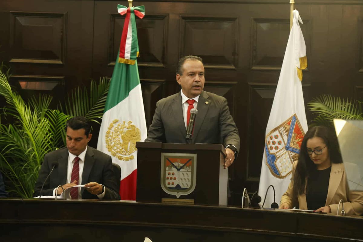 Antonio Astiazarán se suma al llamado del gobernador para esclarecer los hechos del incendio en tienda Waldo’s y asegura que lo prioritario es atender a las víctimas