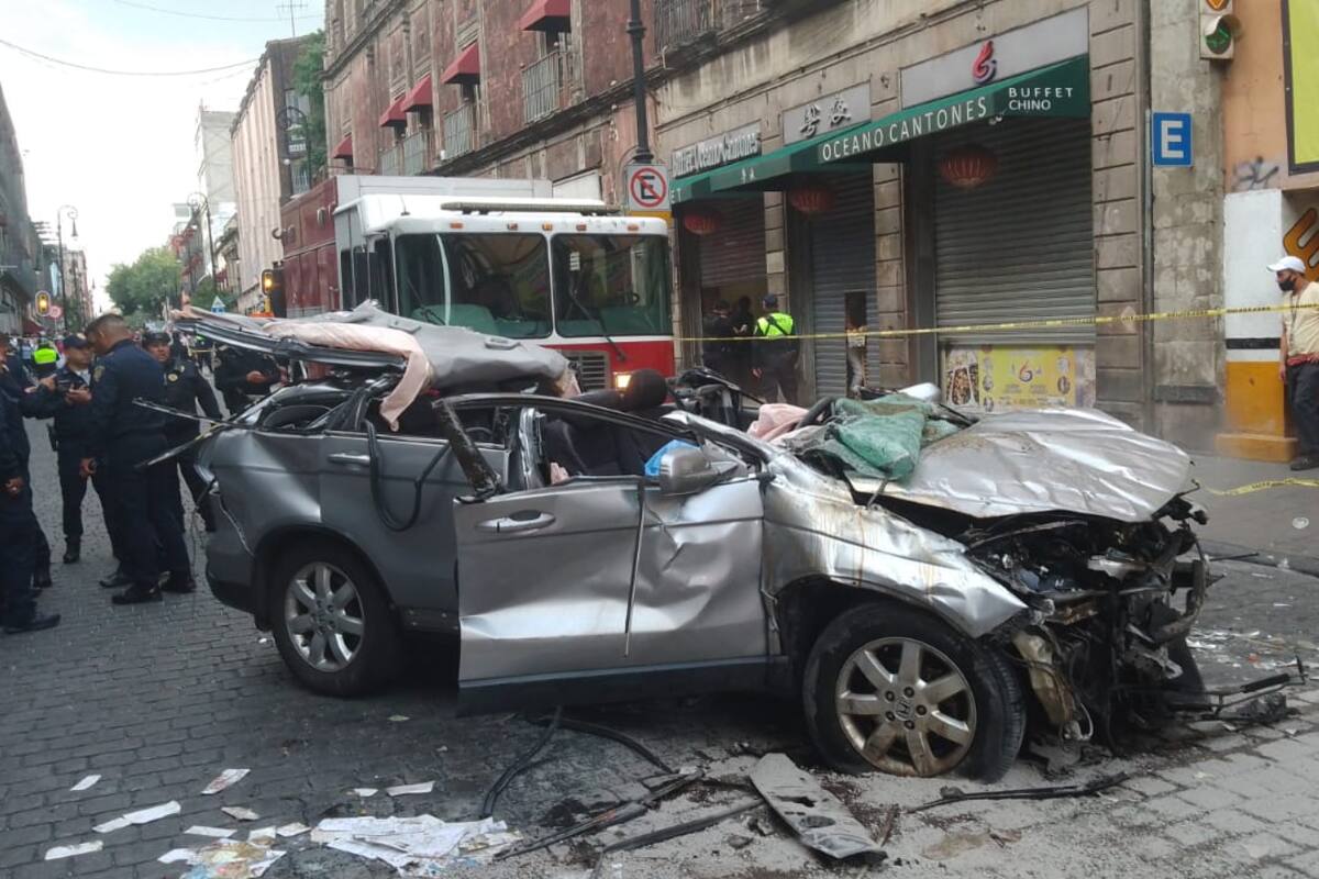 CDMX: Muere valet parking al caer de un tercer piso