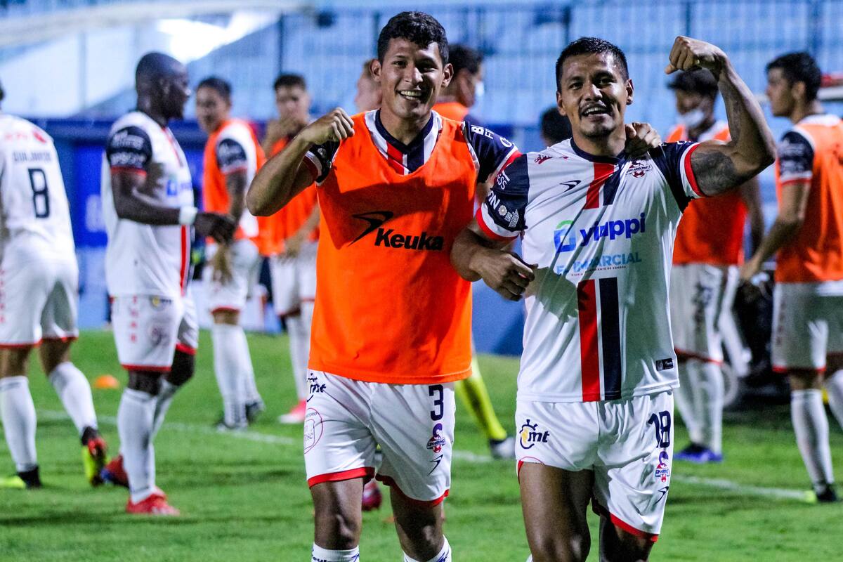 Catapulta Ernesto Reyes a Cimarrones con su primer gol