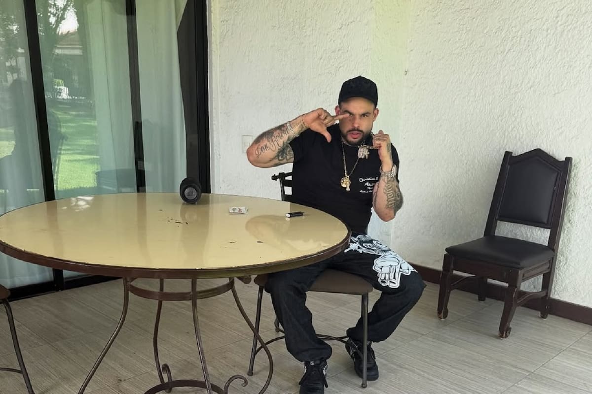 Emiliano Aguilar se burla de Christian Nodal