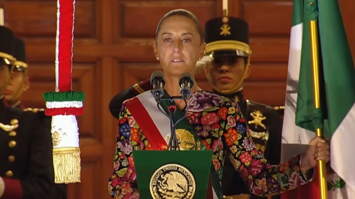 Claudia Sheinbaum encabeza su segundo Grito de Independencia desde Palacio Nacional y recuerda a héroes y heroínas de México
