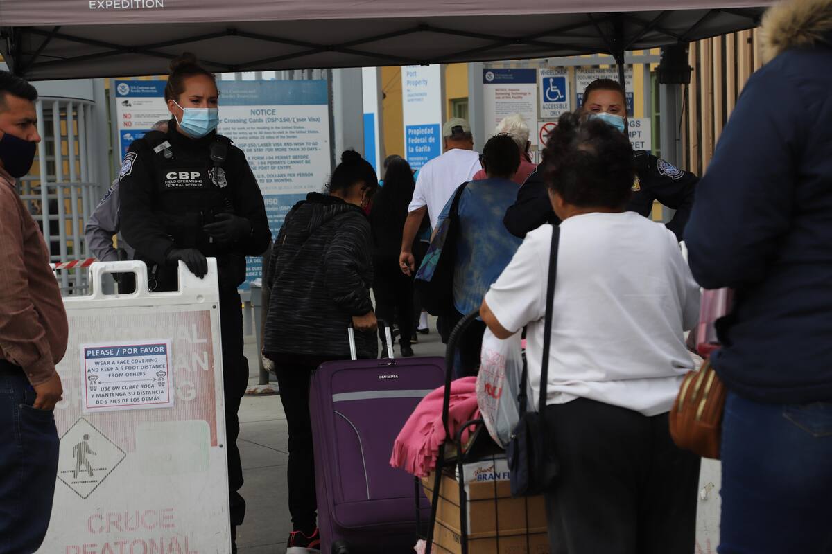 Descarta Estado cruce restringido a EU por tipos de vacuna covid