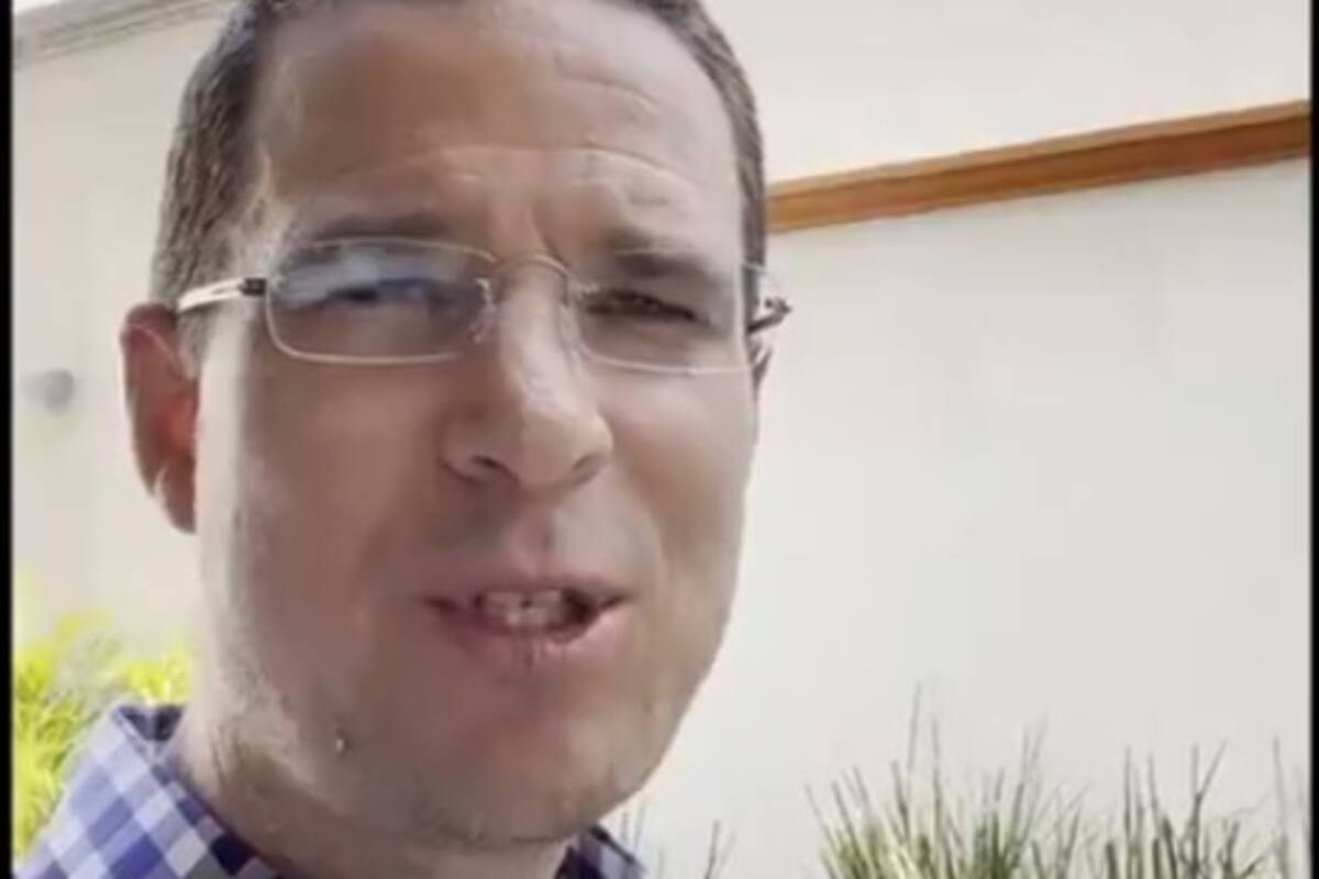 ‘Permiso concedido para tomarse una caguama’, responde Anaya a AMLO