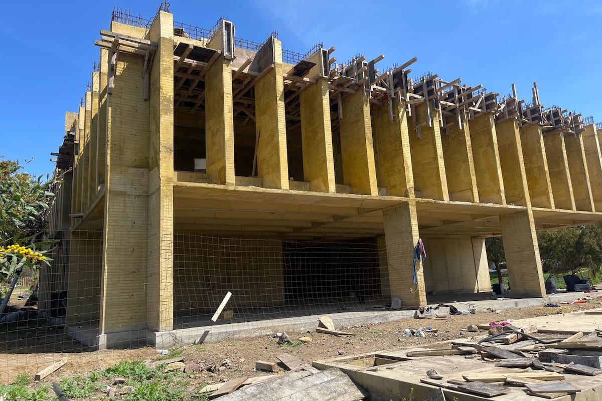 Generan inseguridad obras inconclusas del centro comunitario Cocina Central en Rosarito