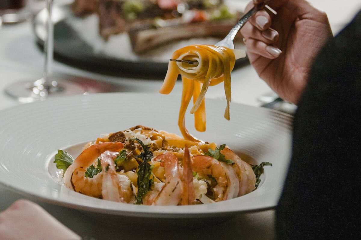 Certifican a restaurantes que cumplen con higiene y manejo de alimentos