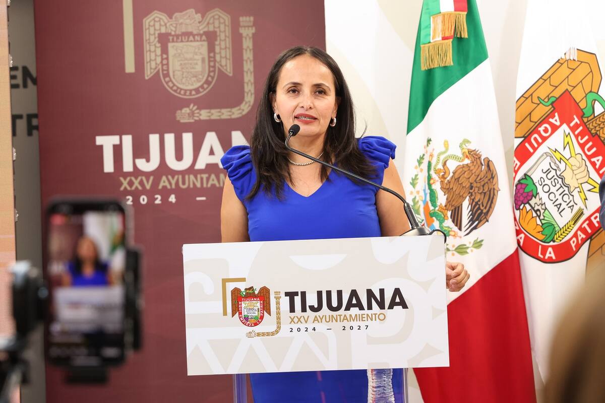 Leticia Vidrio, secretaria de Educación Municipal.