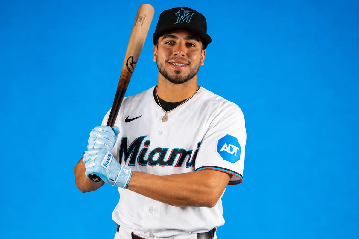 Jared Serna debuta con Marlins: es el tercer guaymense y el mexicano 157 en llegar a MLB
