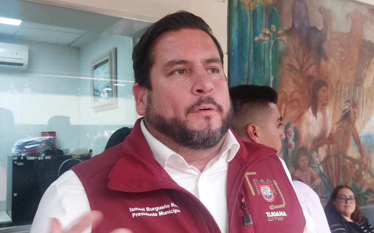El alcalde de Tijuana, Ismael Burgueño Ruiz.