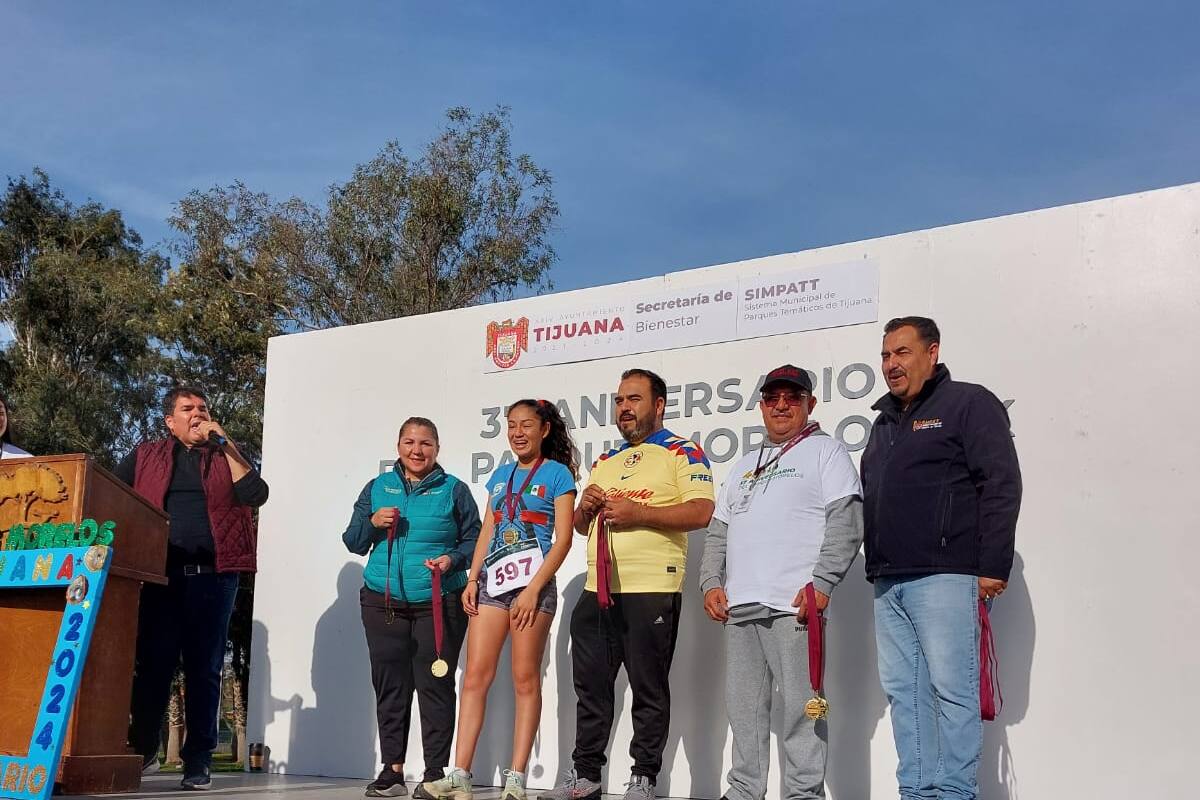 Realizan carrera atlética en Parque Morelos