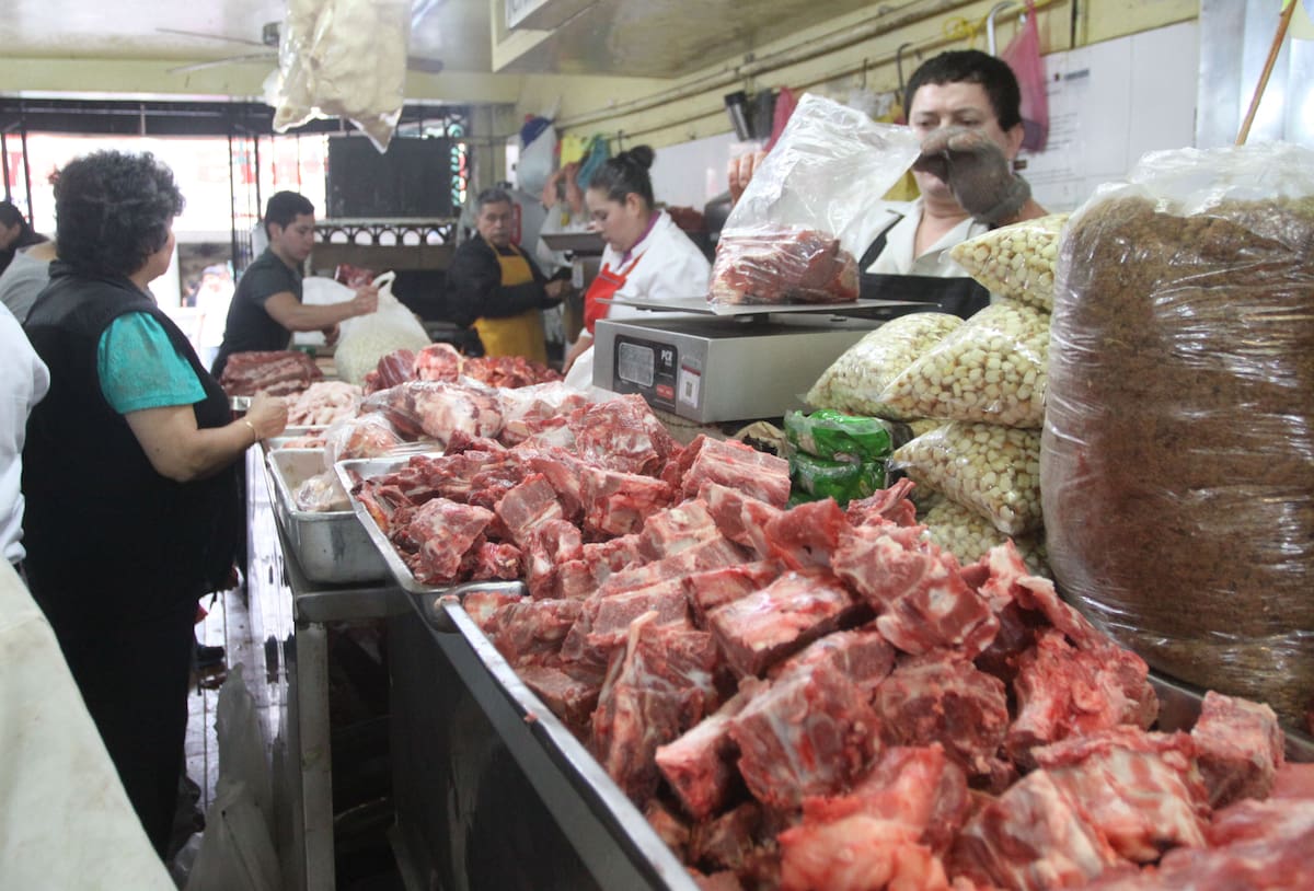 El kilo de carne de cerdo se mantiene en 39 pesos, lo que ha dado estabilidad a los productores sonorenses. FOTO: BANCO DIGITAL