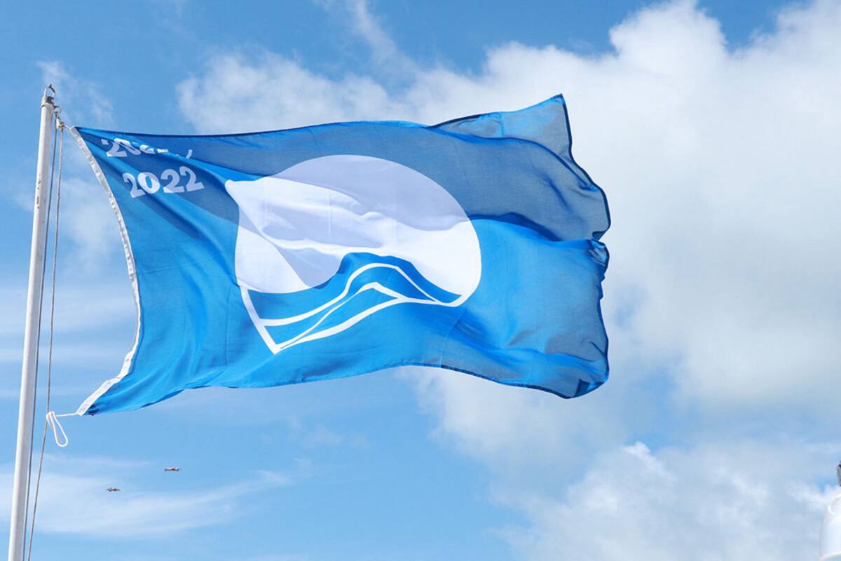 Galardonan a Manny’s Beach Club con el premio internacional 'Blue Flag'