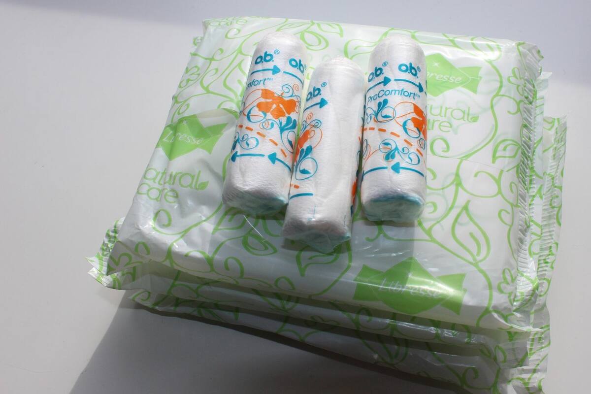Senadores piden a la SEP entregar productos de higiene menstrual a alumnas de escuelas públicas