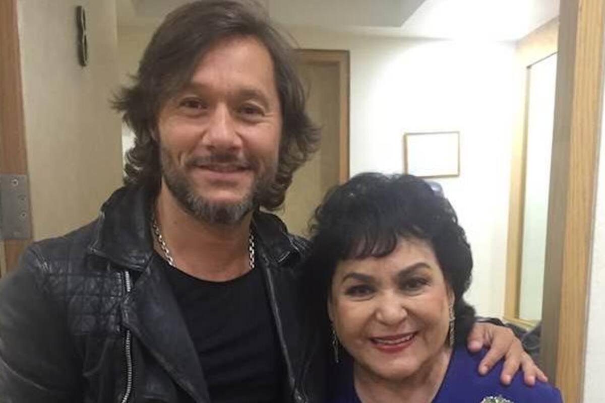 Carmen Salinas confunde a Diego Torres con Beto Cuevas