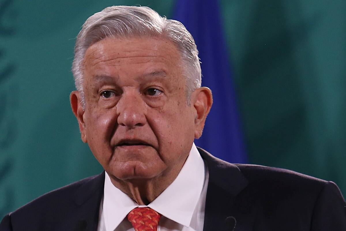 "No es prudente", AMLO dice que no hablará sobre video de Monreal