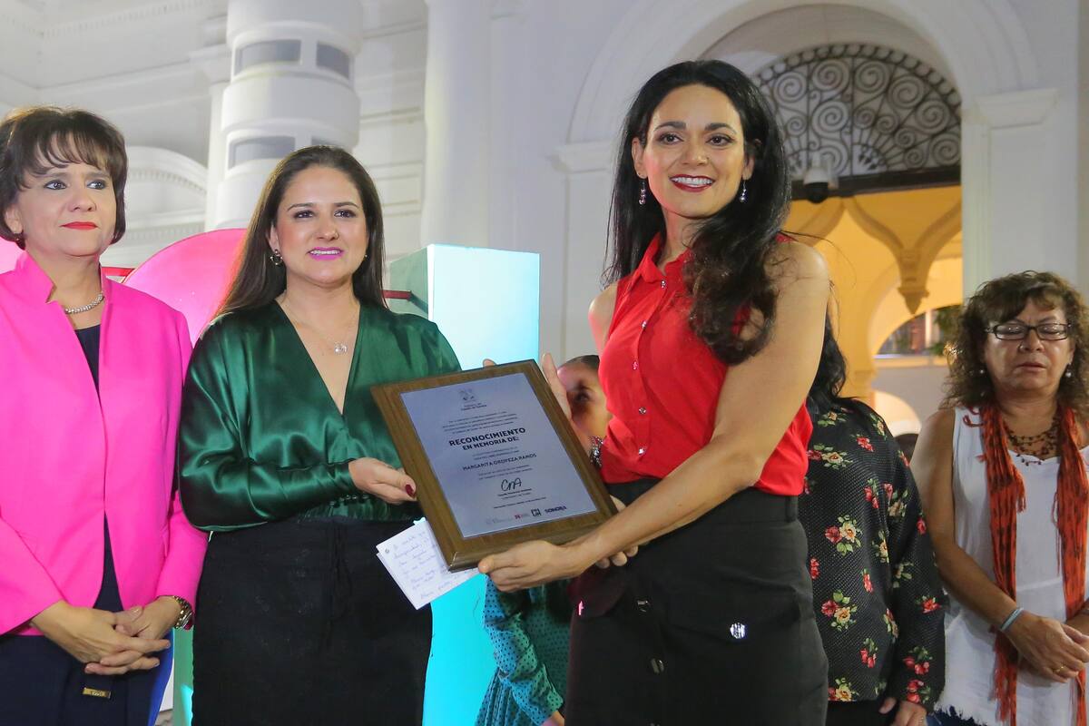 Rinden homenaje a Margarita Oropeza en la Feria del Libro