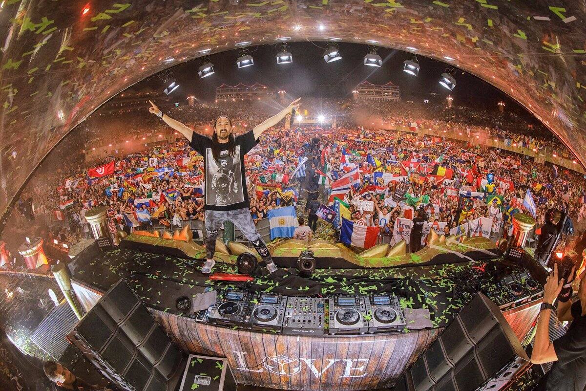 Los fans ya pueden ir tomando energía para moverse al ritmo de piezas
clásicas del DJ como “Pursuit of Happiness”, “Waste It On Me”, “Boneless”, “Just Hold On” y “No Beef”. FOTOS: AGENCIAS