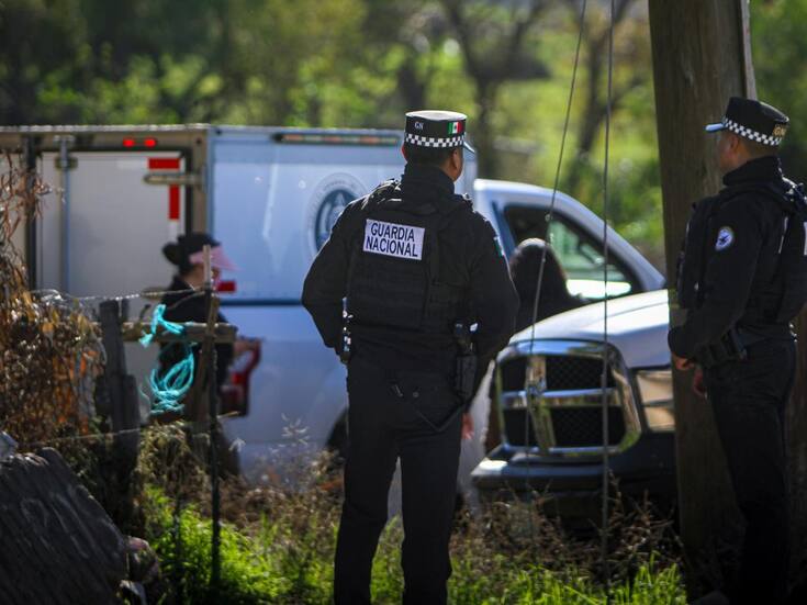 Localizan a hombre sin vida con mensaje de amenazas en carretera Tijuana–Tecate