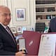 Calderón recibe Medalla de Santiago en Chile
