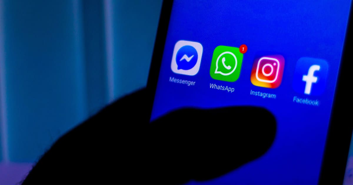 BRAZIL - 2020/07/25: In this photo illustration the social media icons (Messenger, WhatsApp, Instagram and Facebook) seen displayed on a smartphone. (Photo Illustration by Rafael Henrique/SOPA Images/LightRocket via Getty Images)