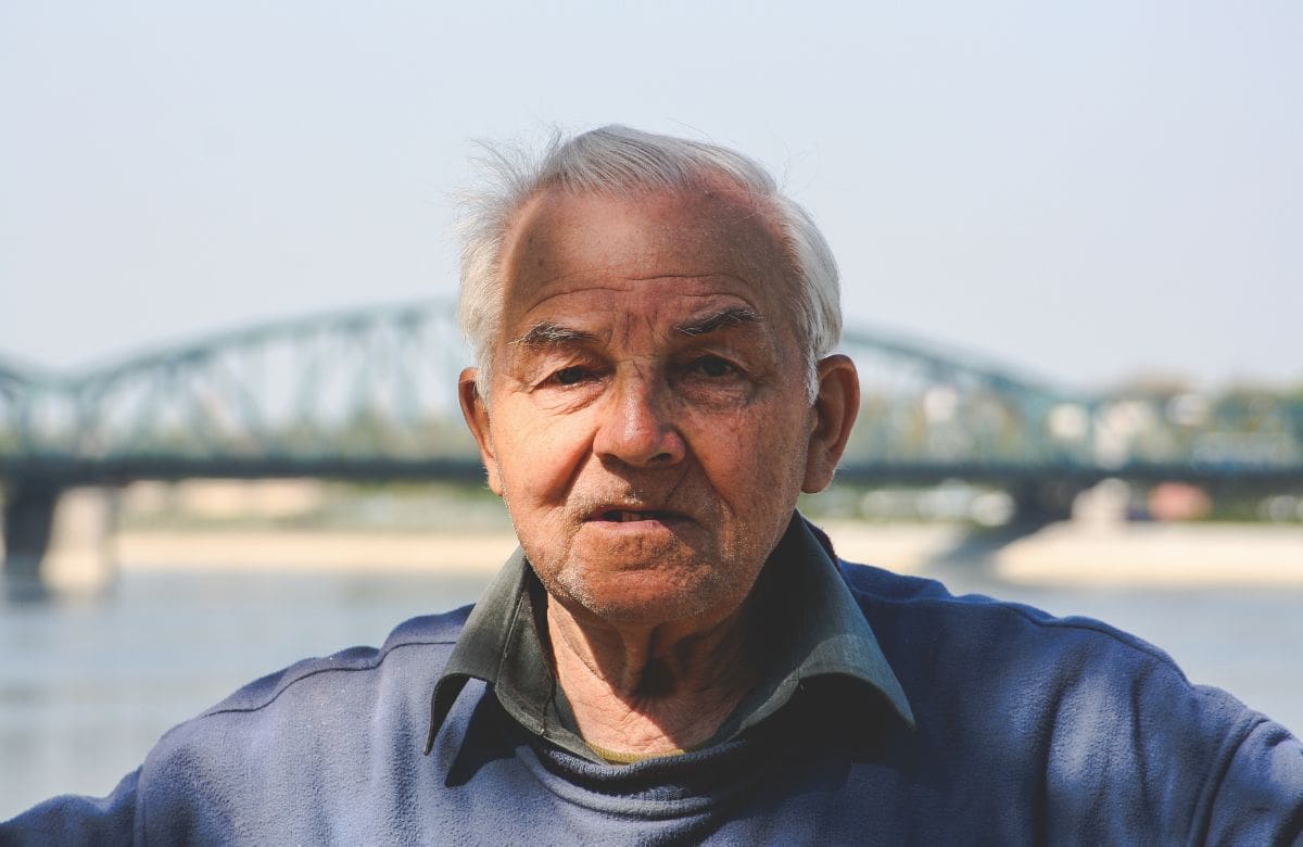 Expertos explican las señales físicas y mentales que indican que una persona está en sus últimos días | Foto: Especial (canva)