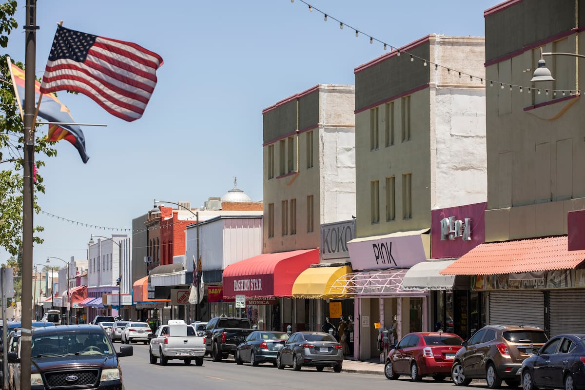 Nogales, Arizona: tradiciones mexicanas, historia y sabores auténticos del desierto