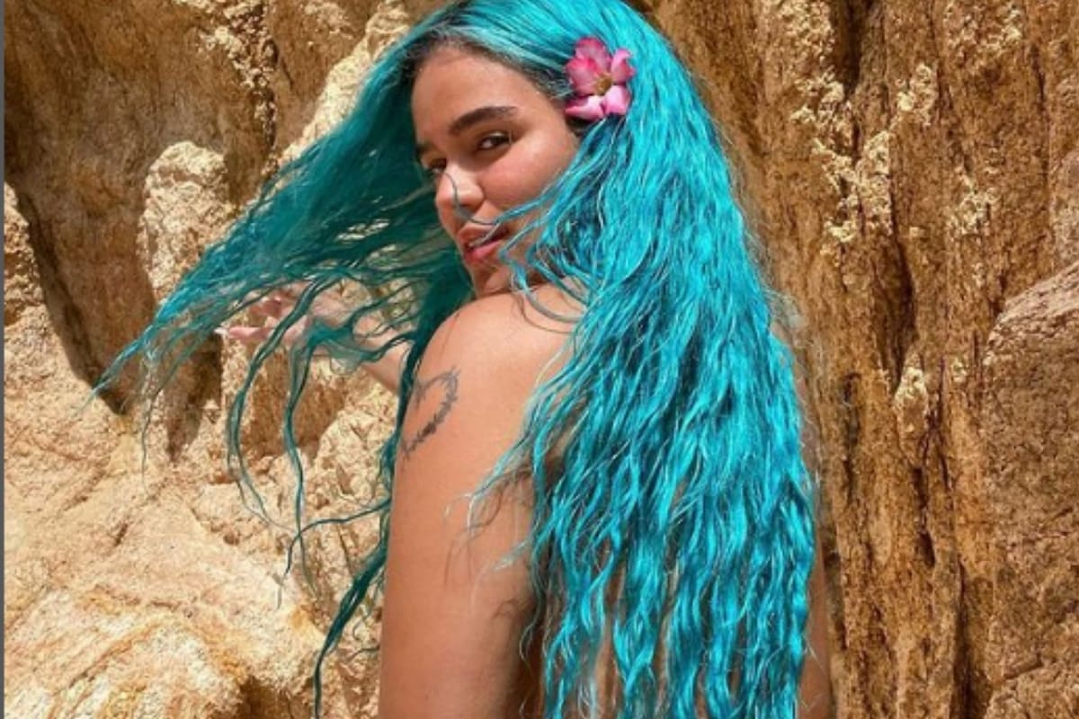 Karol G posó desnuda en la playa: "Lo obvio, lo natural, lo perfecto"