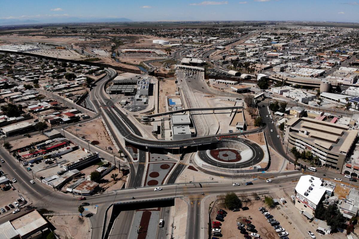 Inician segunda fase en construcción de garita de Calexico