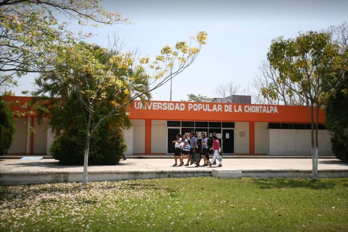 Congelan cuenta de universidad ligada a Estafa maestra
