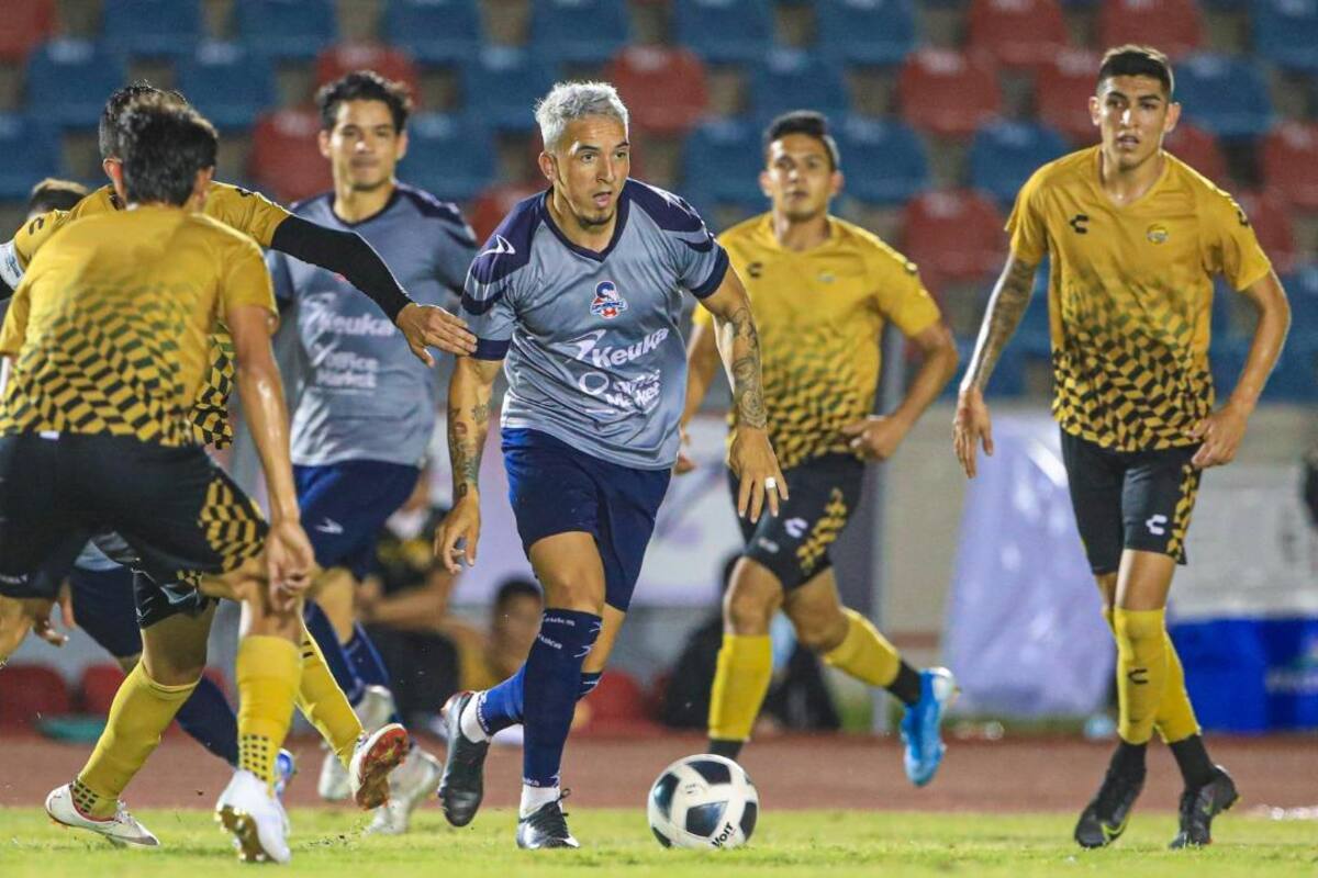 Igualan Cimarrones y Dorados en amistoso previo al inicio del Apertura