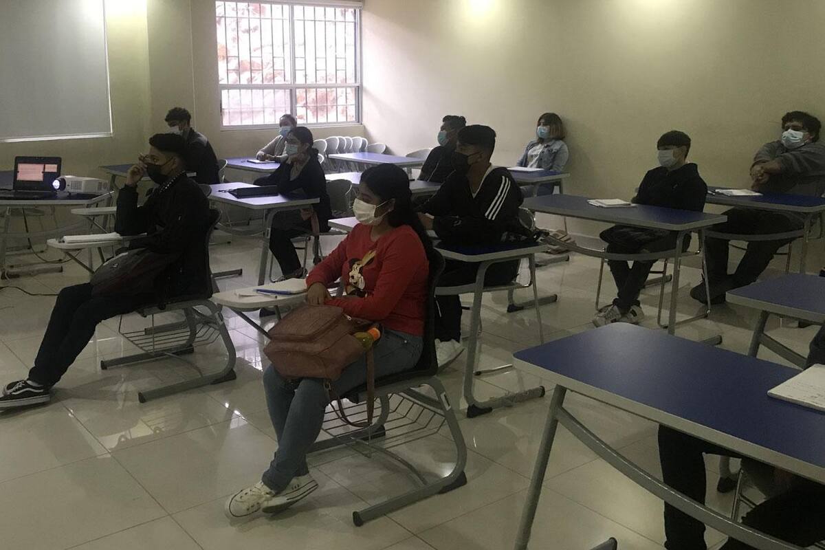 Regreso a clases: En UTT retornaron 700 alumnos a las aulas
