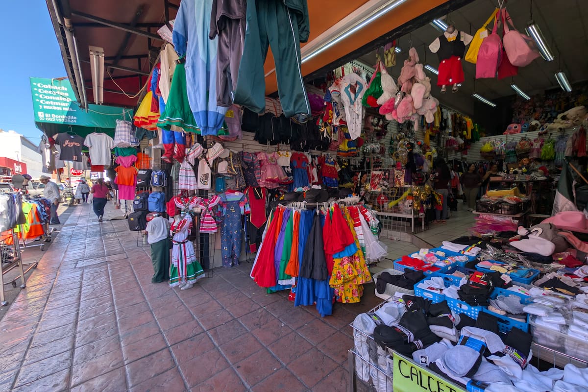 Preocupan bajas ventas a comerciantes del Centro de Hermosillo tras el incidente en Waldo’s: Temen no recuperar lo invertido para la temporada más fuerte del año