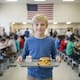 Mientras en México los desayunos del DIF llegaban a menos del 20% de los alumnos, en Estados Unidos millones de estudiantes reciben alimentos completos todos los días en la escuela