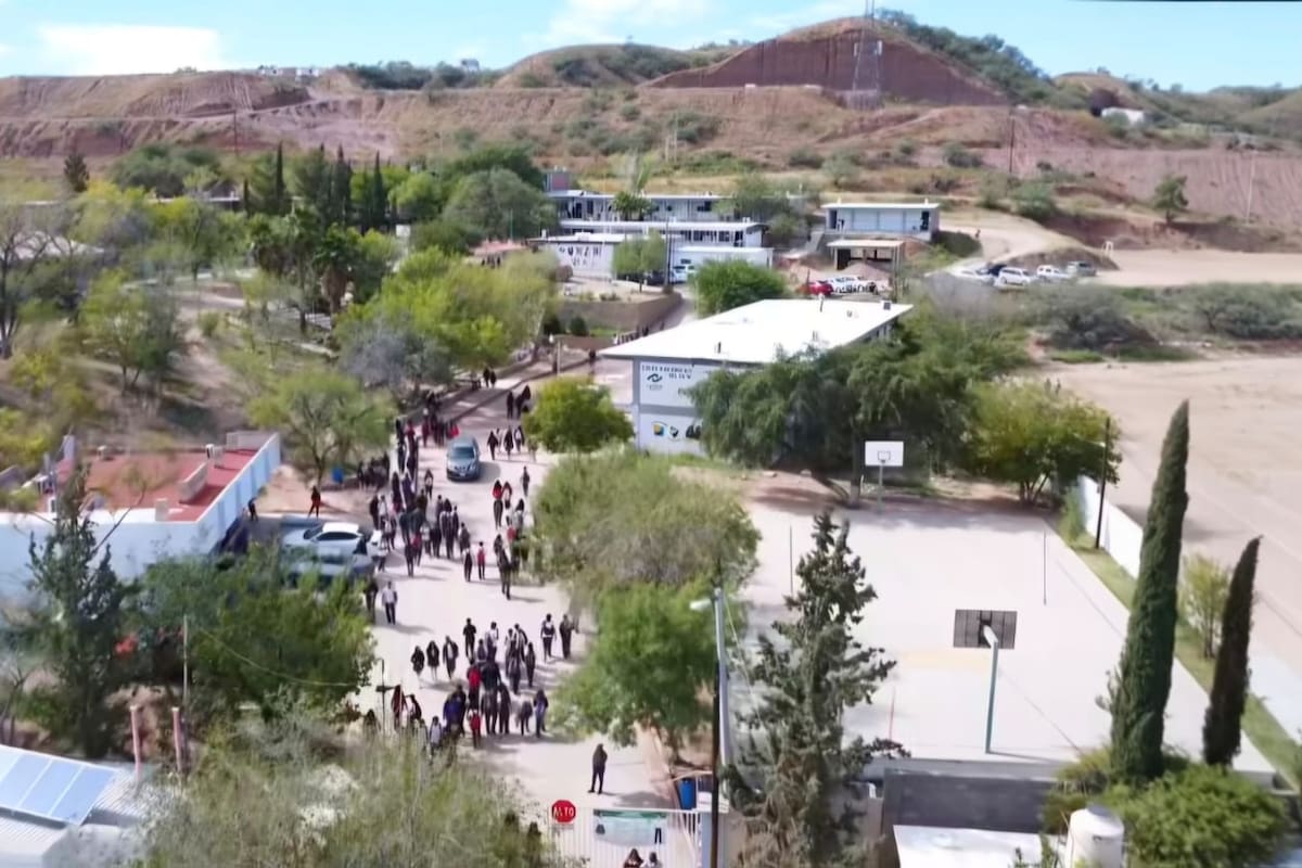 Estudiante del Conalep golpea a joven de primer semestre antes de ingresar a la escuela
