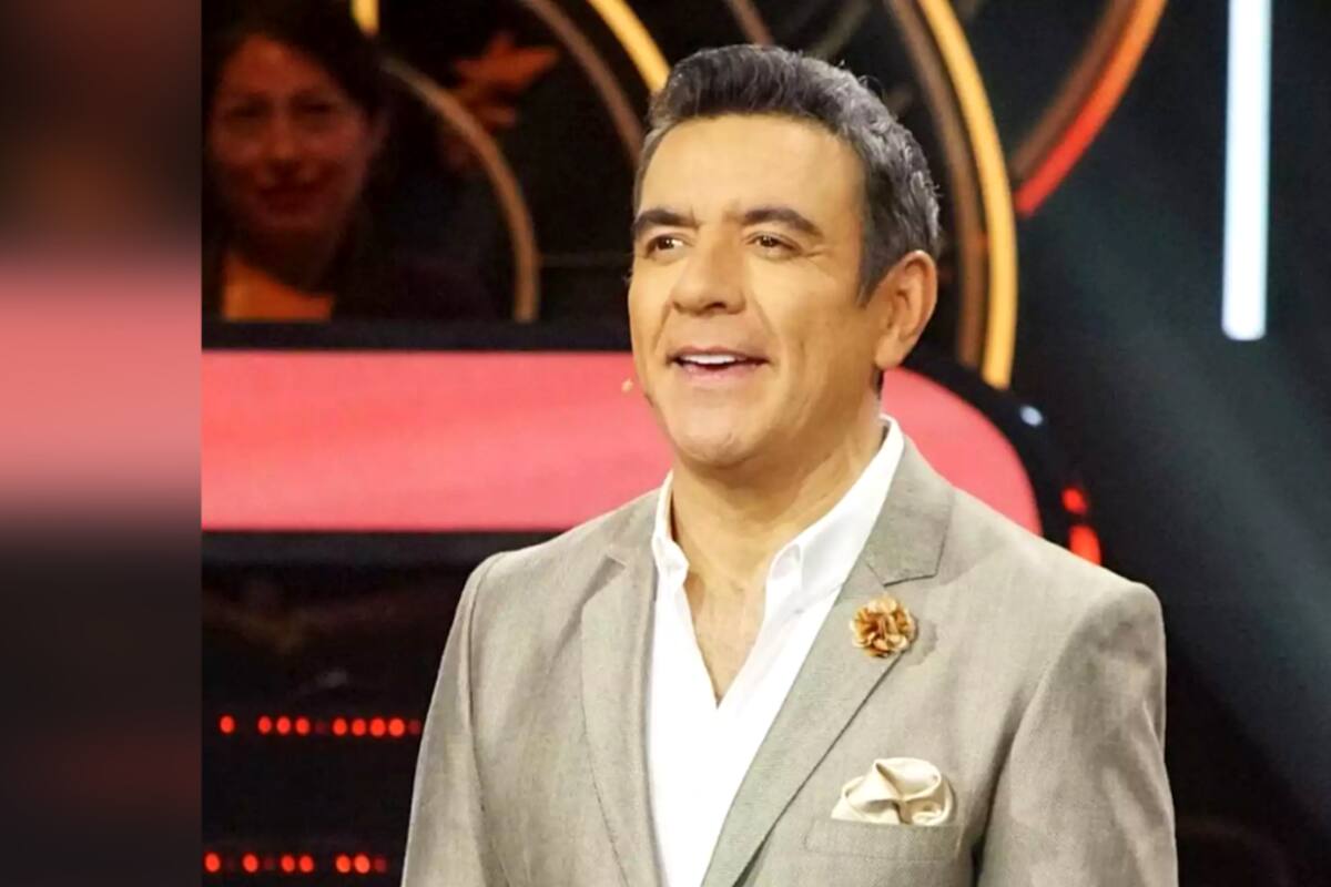 ¿Por qué Héctor Sandarti ya no es conductor de La Casa de los Famosos?