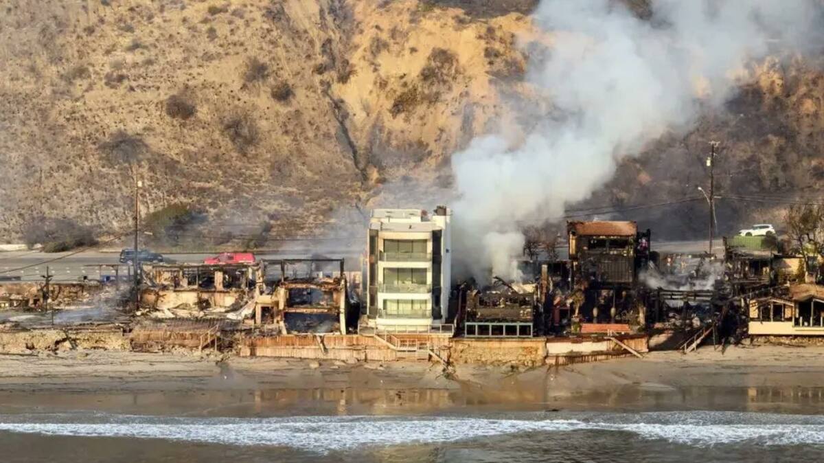 Incendios en Los Ángeles, California. Foto: X de Francisco Gómez de Tejada | arquitecto @gomezdetejada