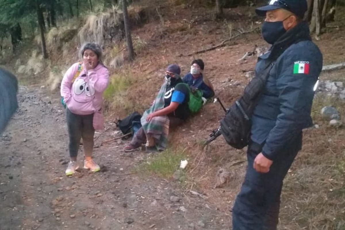 Rescatan a familia extraviada en el volcán Iztaccíhuatl