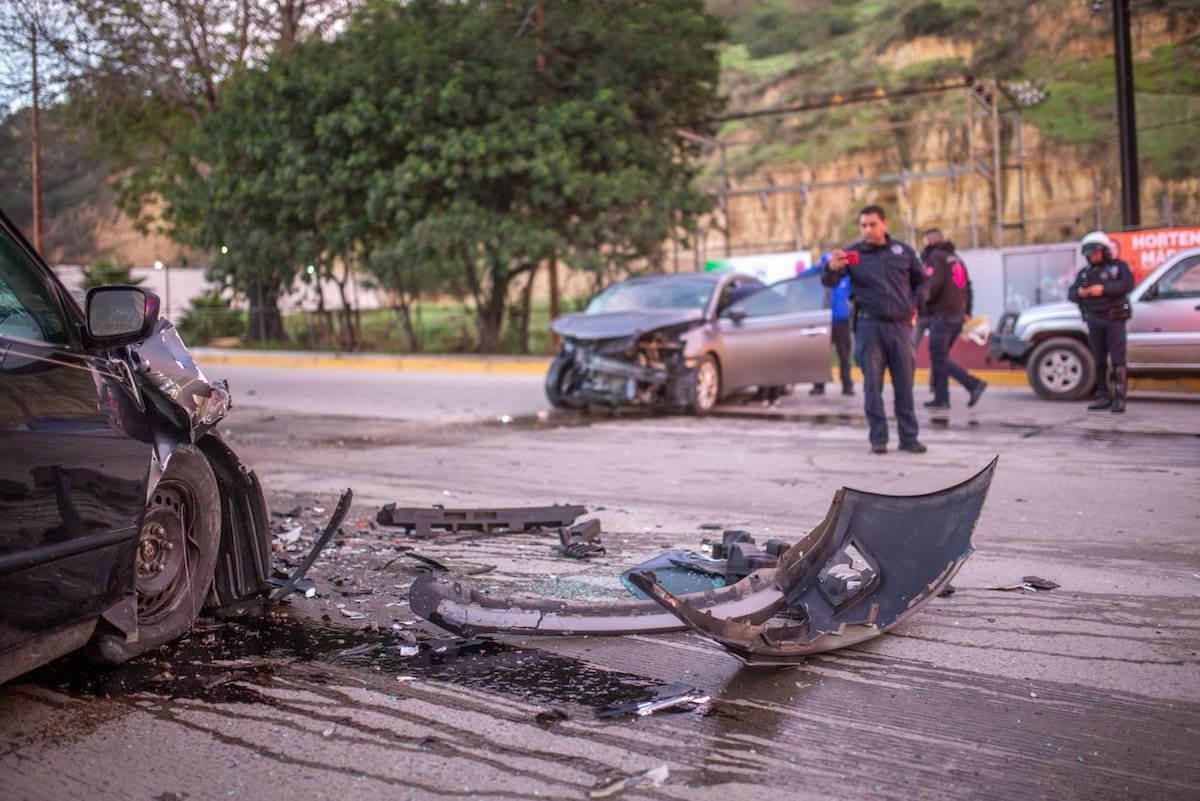 Una conductora ingresó en sentido contrario y provocó un accidente la mañana del domingo. Foto: Border Zoom