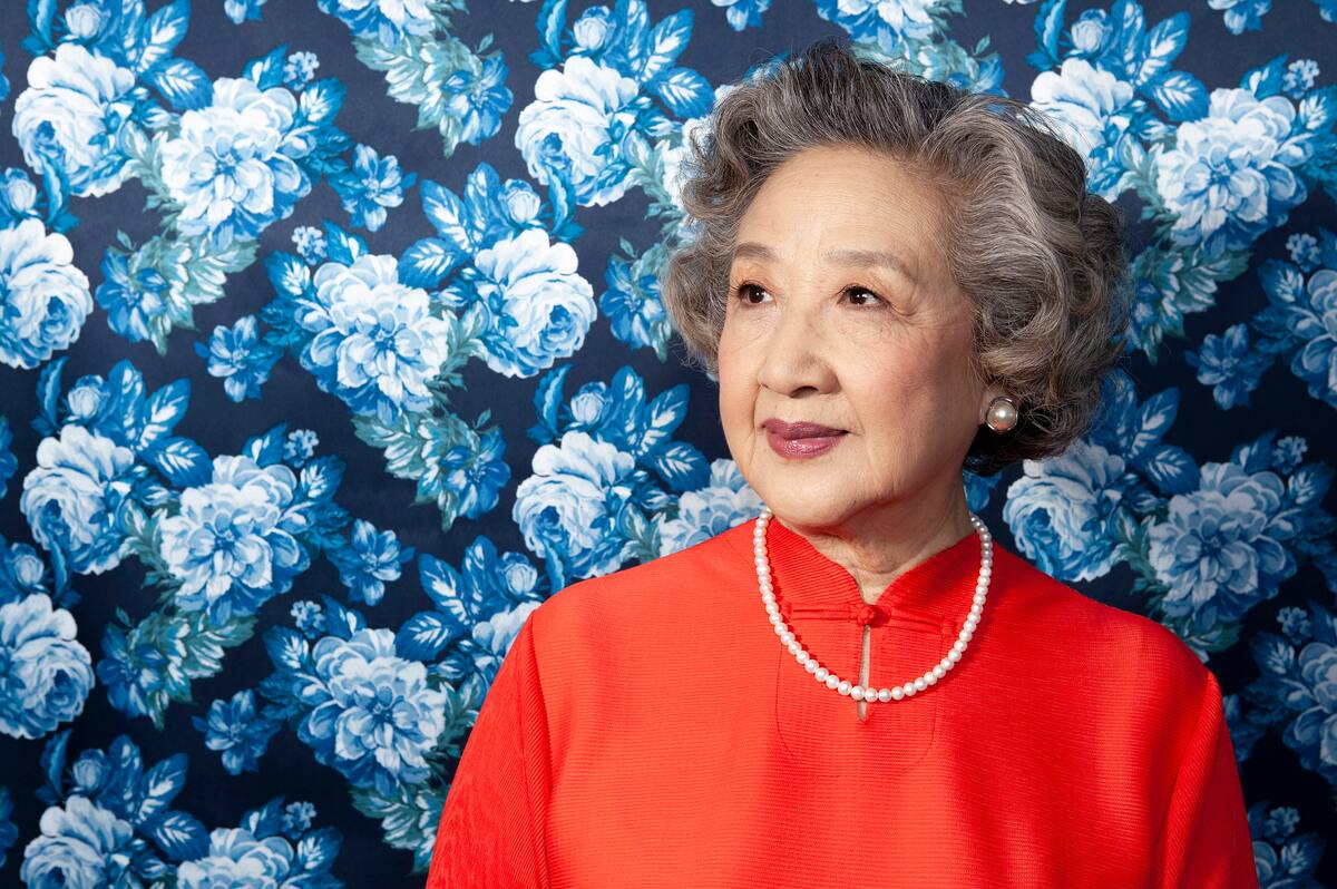 En esta foto del 11 de noviembre del 2019, la actriz Zhao Shuzhen posa en West Hollywood, California, durante la promoción de su película "The Farewell". (Foto por Rebecca Cabage/Invision/AP)