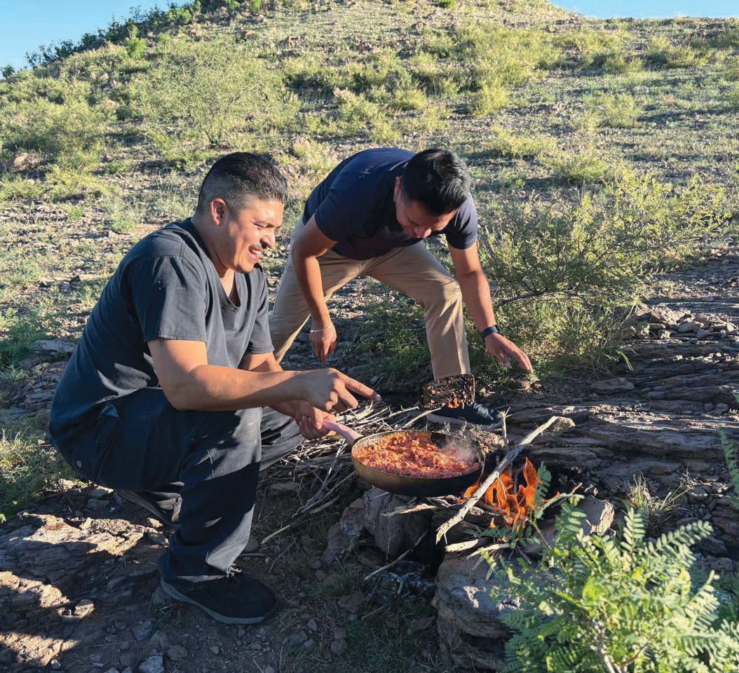 El senderismo es la práctica principal que se desarrolla en el cerro de La Pirinola.