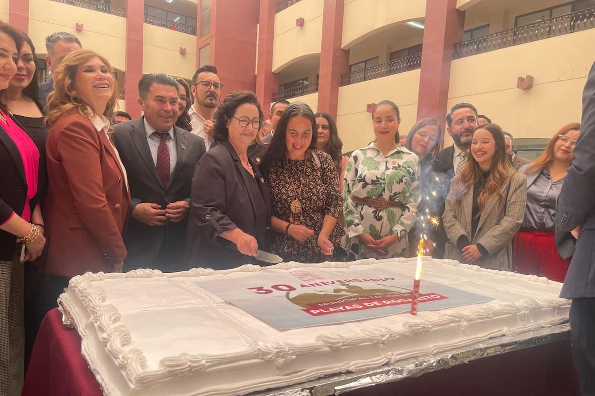 Celebran 30 aniversario de Rosarito como municipio
