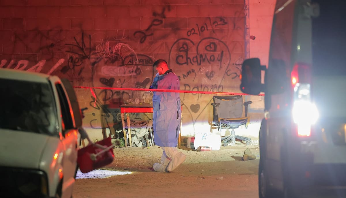 Cristina "N", de entre 35 y 40 años, perdió la vida en un ataque armado mientras cuidaba a sus siete hijos