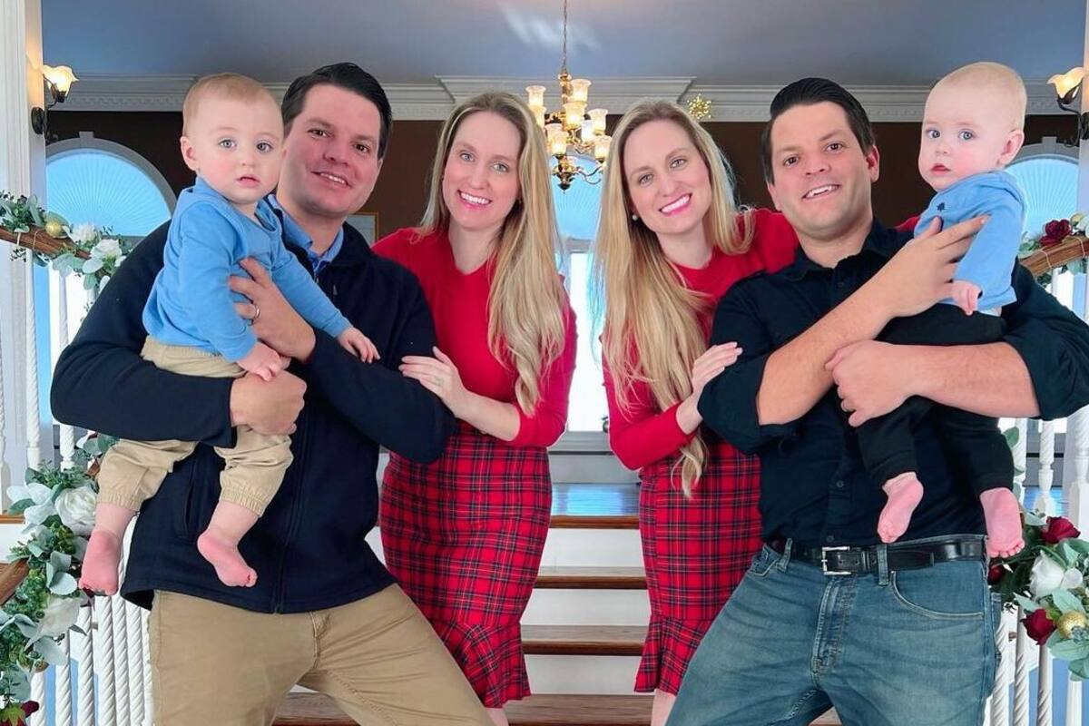 Par de gemelos idénticos se casan y tienen hijos al mismo tiempo, son genéticamente hermanos